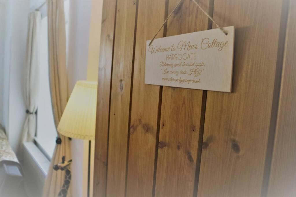 Mews Cottage 哈罗盖特 外观 照片