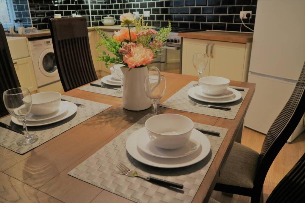 Mews Cottage 哈罗盖特 外观 照片